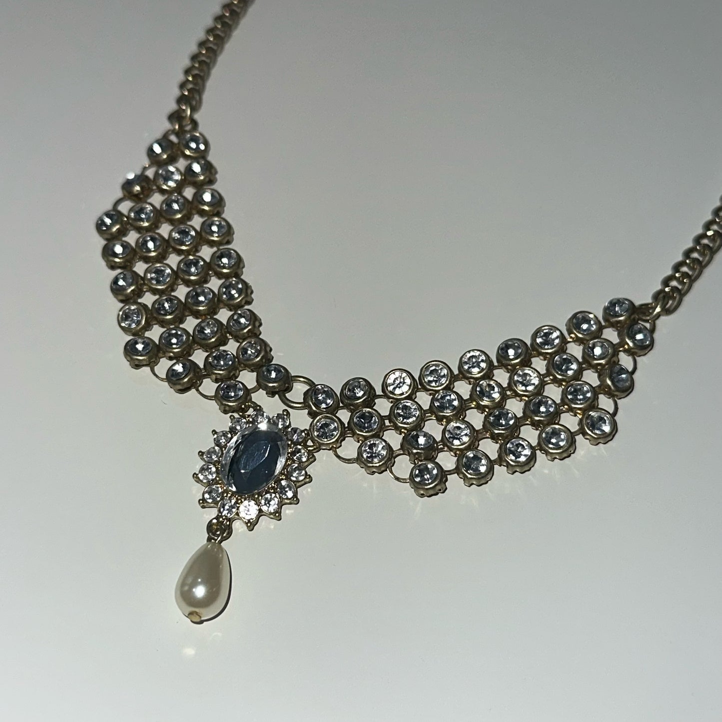 Regency Pearl Collar