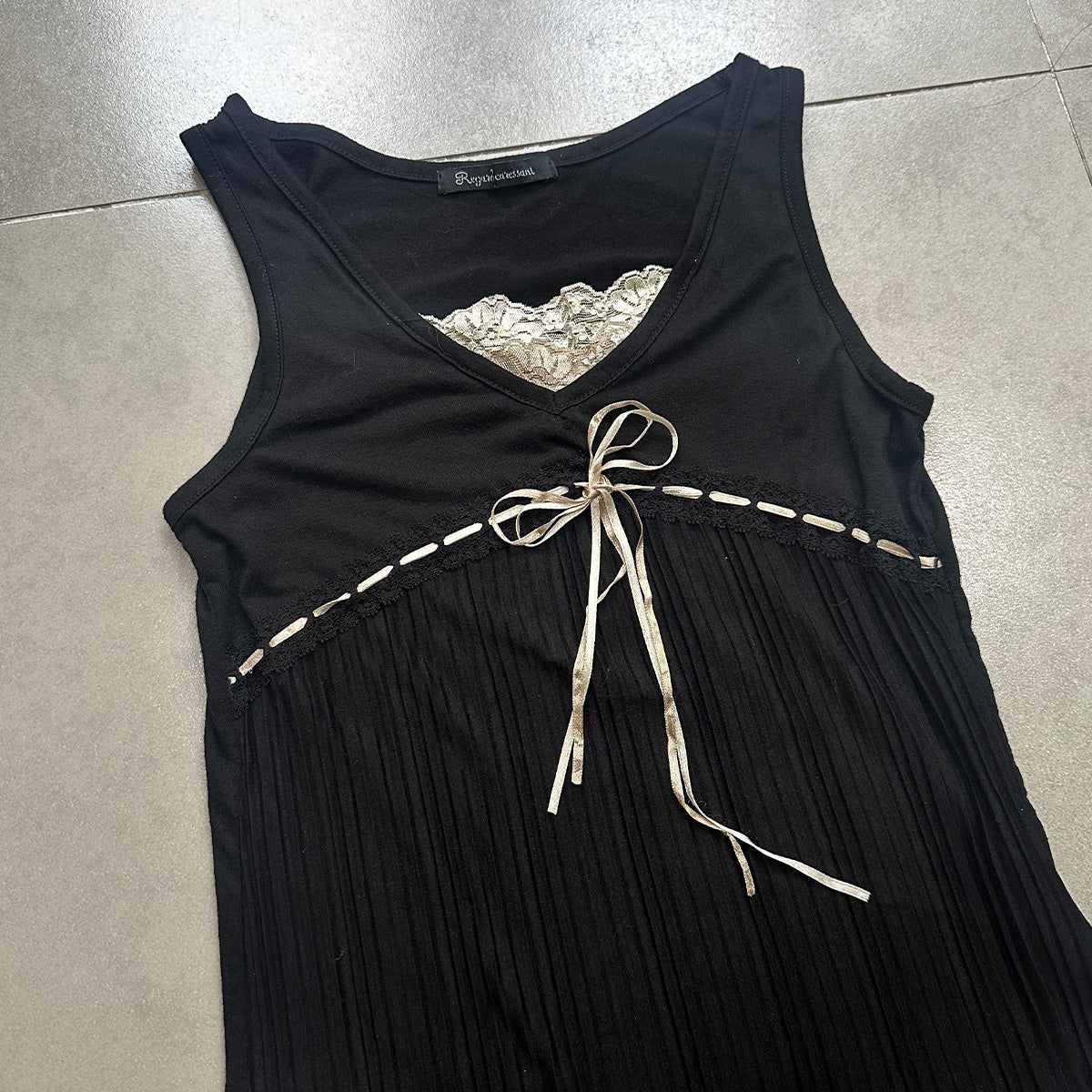 Lace Layered V-neck Vest