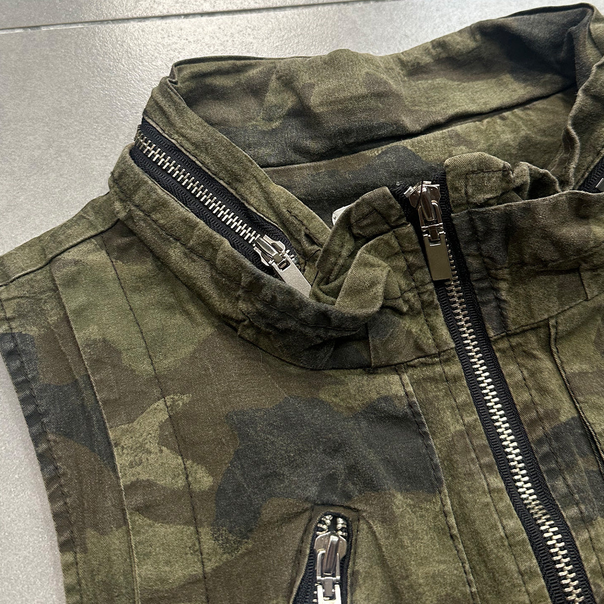 Camo Zip up Vest