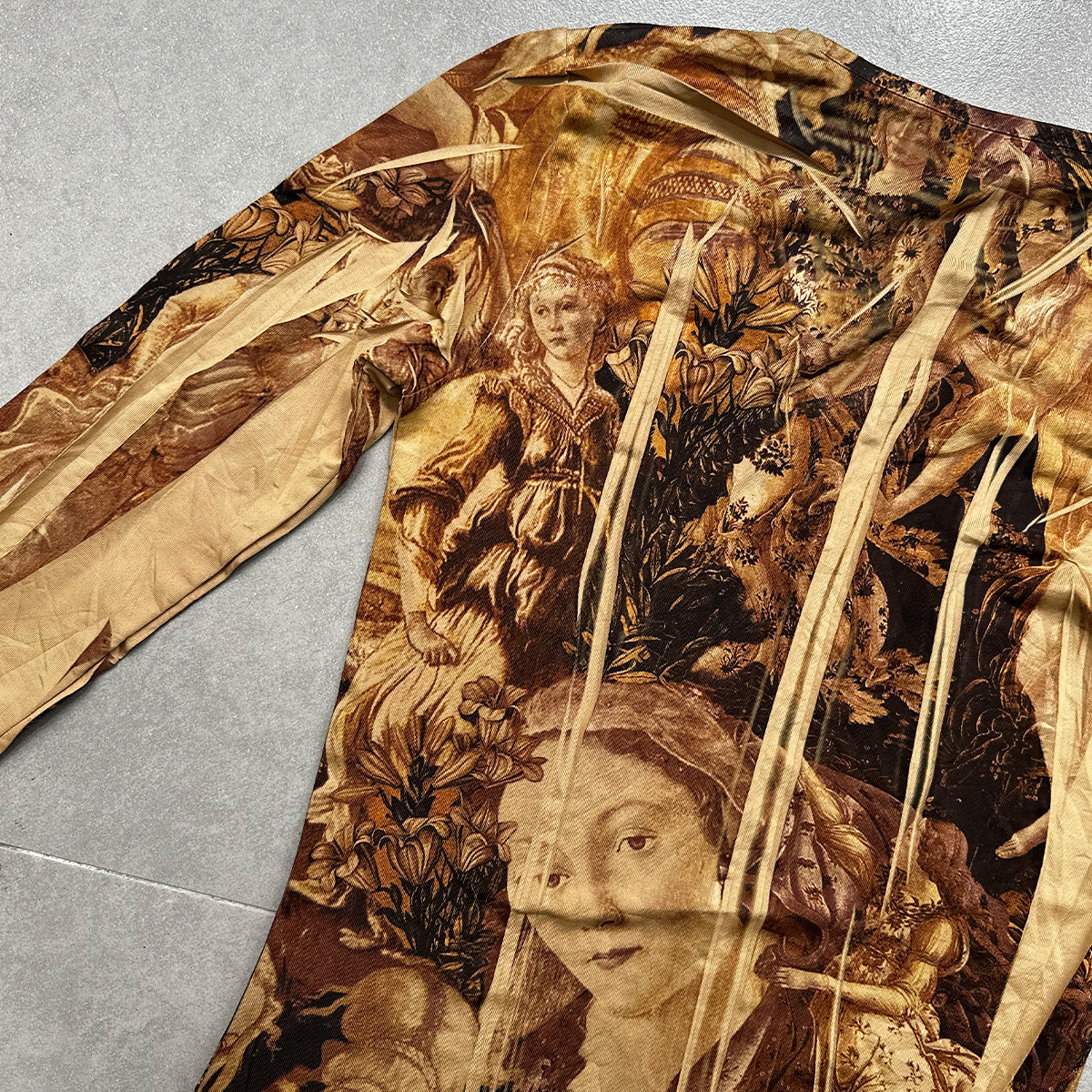 Artistic Print Long Sleeves Top