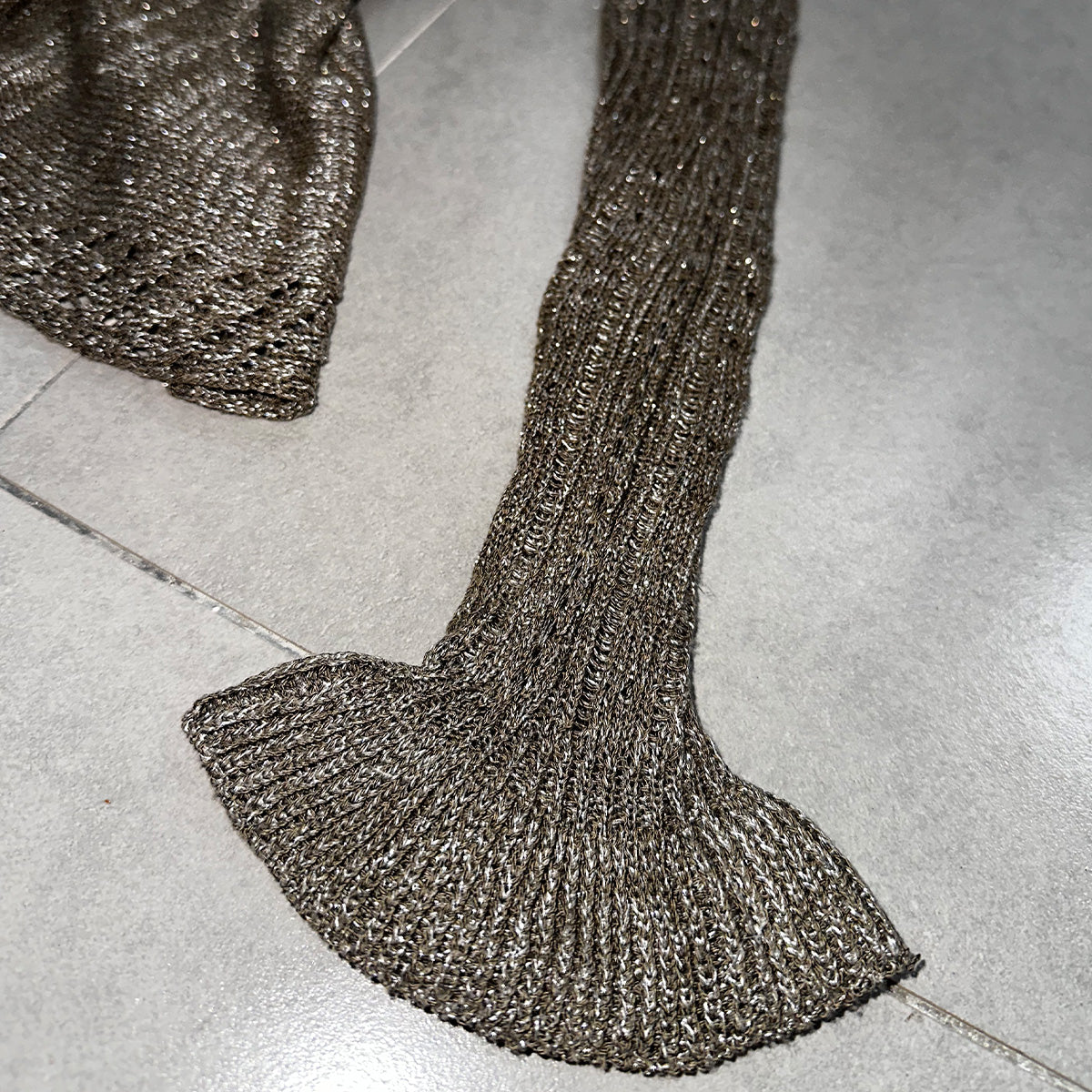 Shimmering Ruffle Knit Cardigan