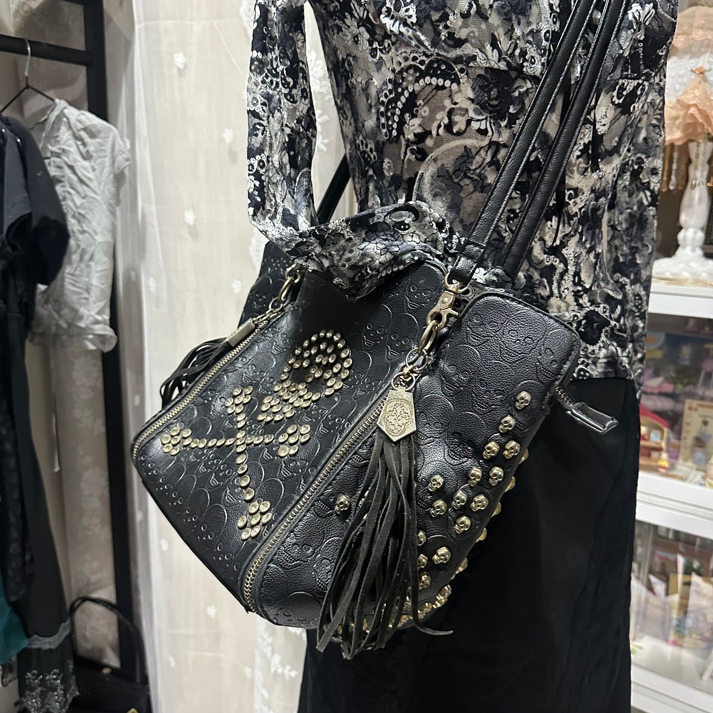 Skull Stone Leather Crossbag