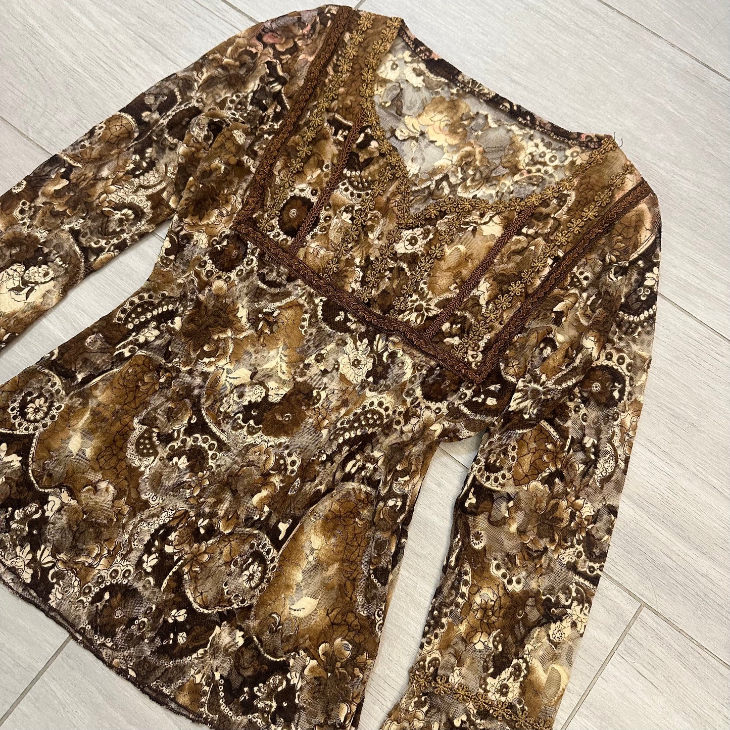 Floral Sheer Lace Long Sleeves Top