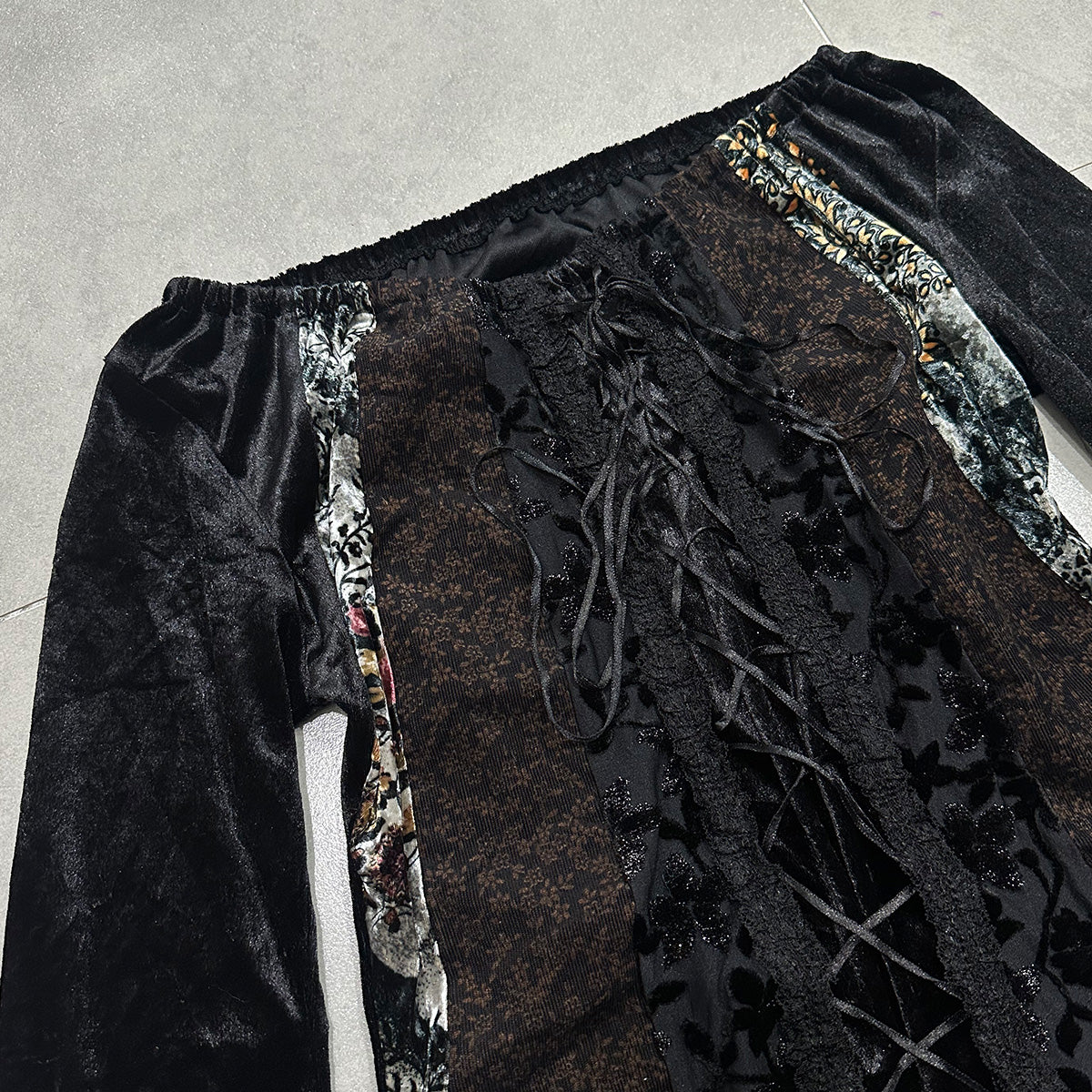 Off Shoulder Splicing Floral Velvet Top