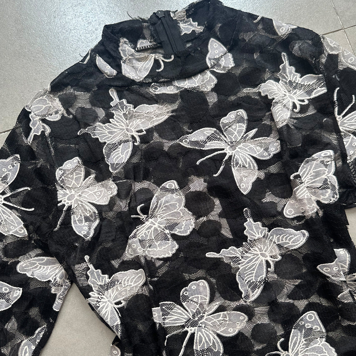 Butterfly Mesh Long Sleeves Top