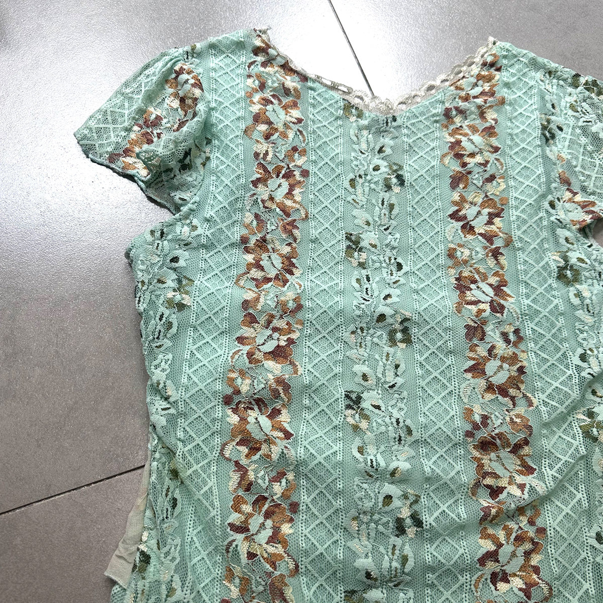 Floral Layered Short Sleeves Top