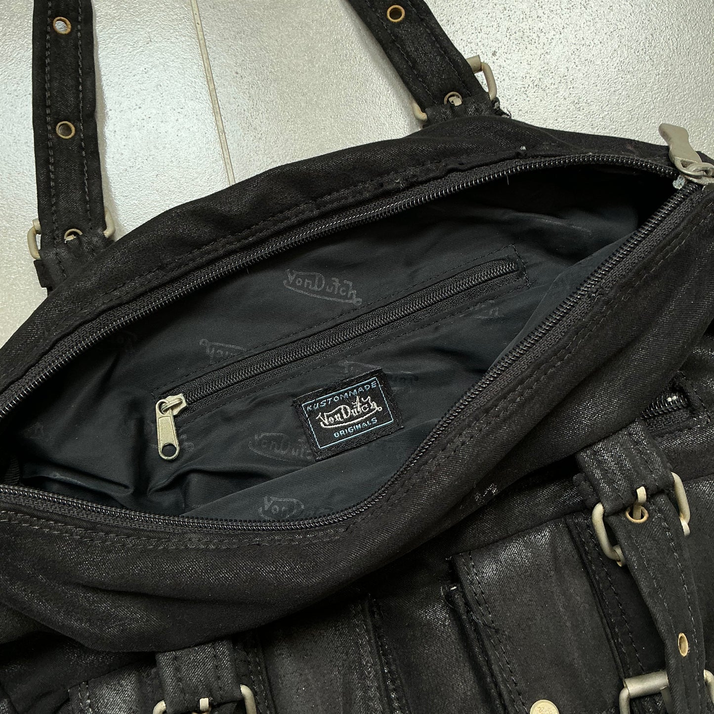 Von Dutch Messenger Bag
