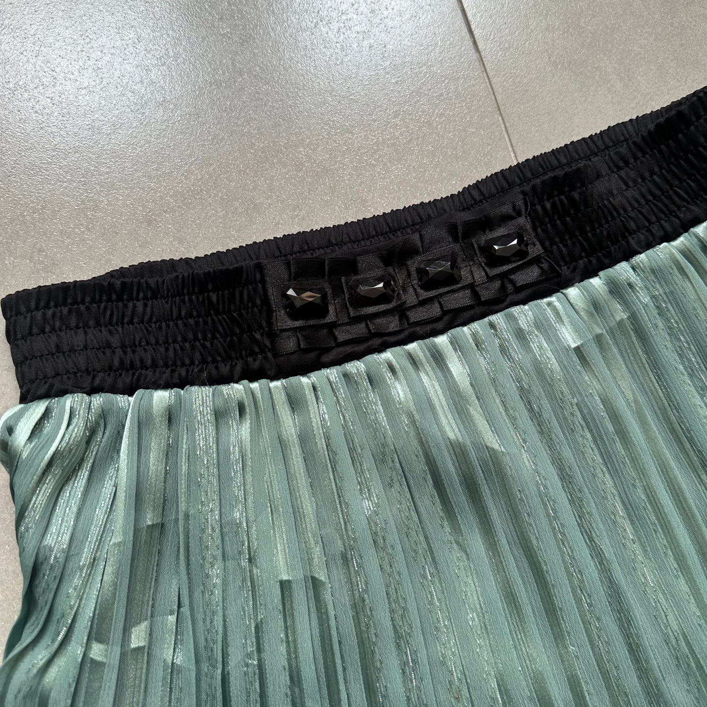 Axes Femme Midi Skirt