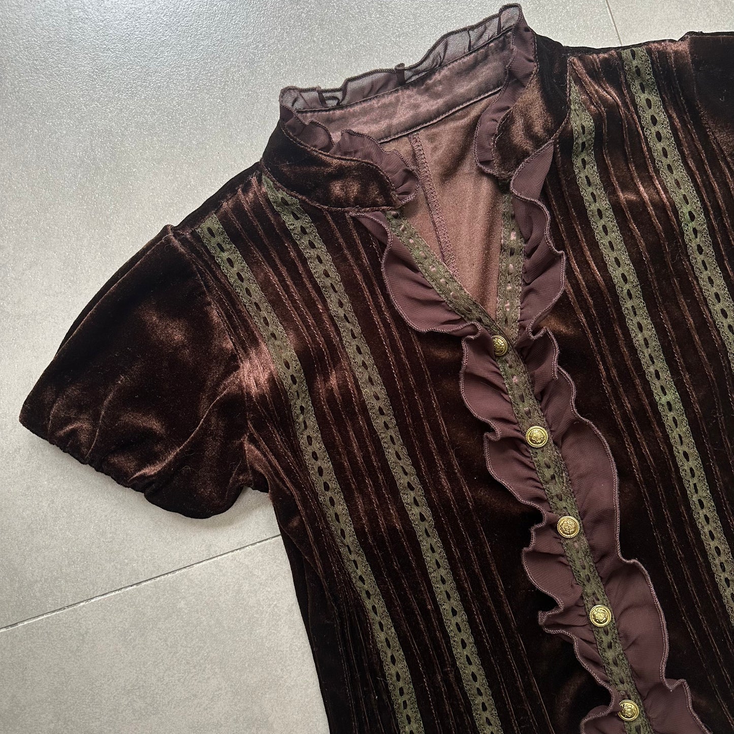 Velvet Bubble Sleeves Shirt