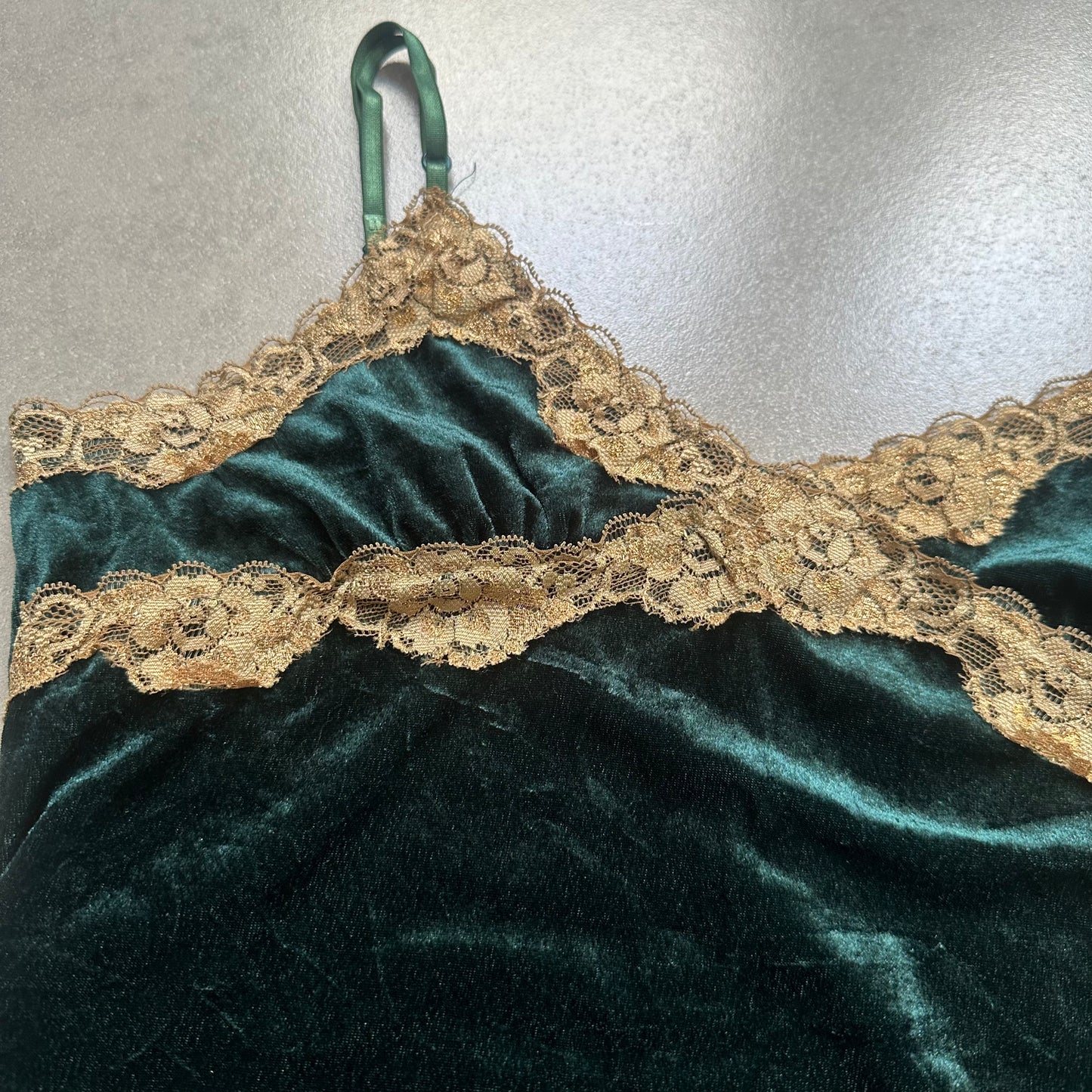 Lace Splicing Velvet Camisole