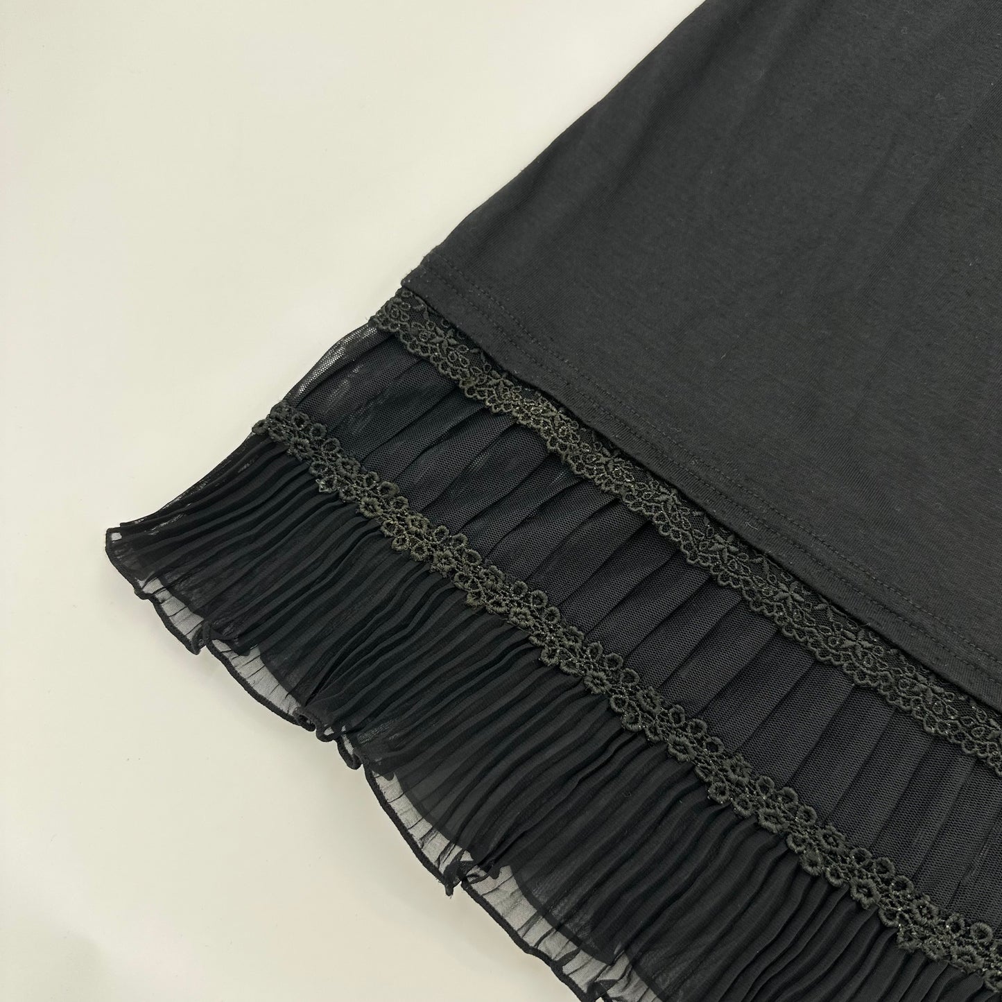 Axes Femme Lace Trim Tank