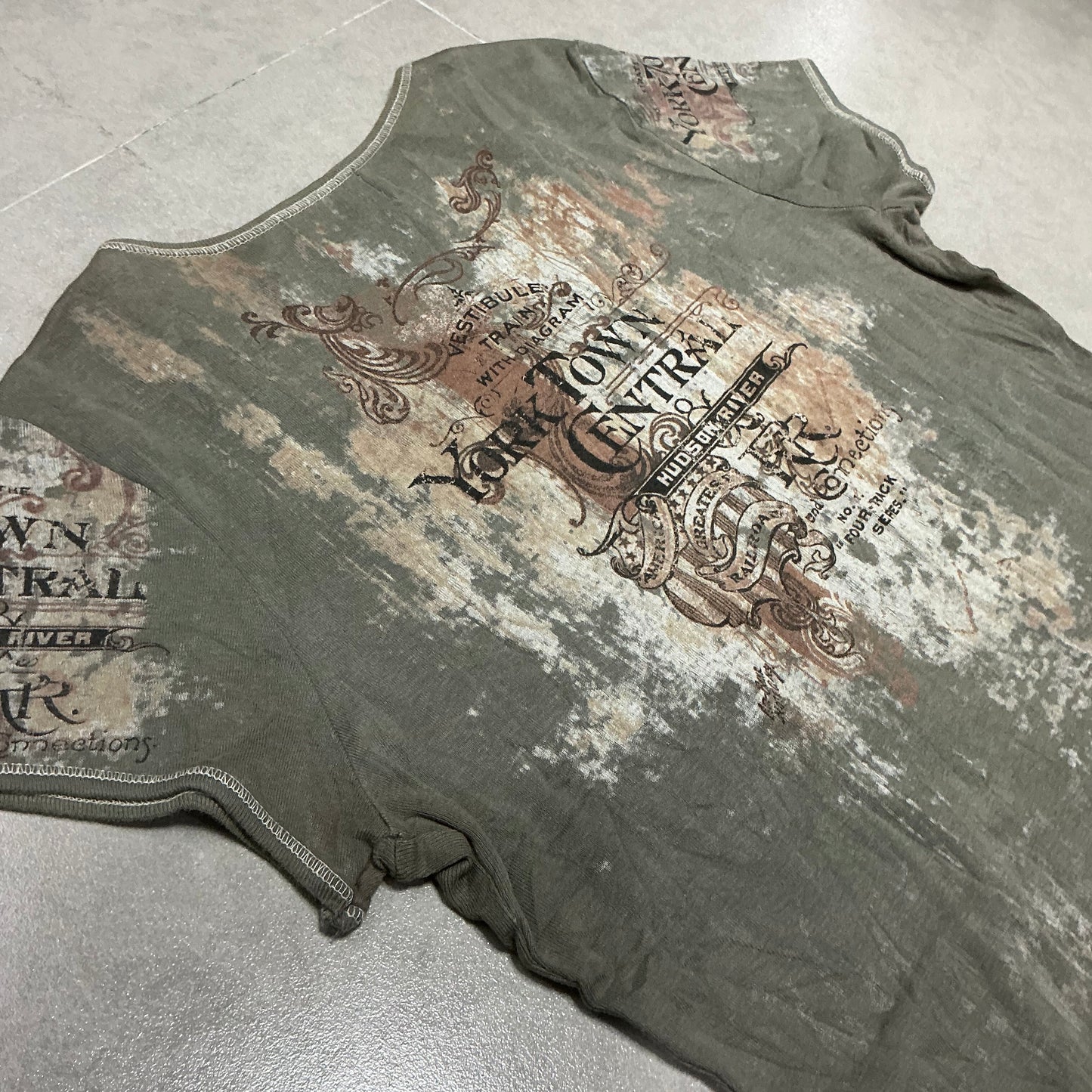 V-Neck Graphic Top