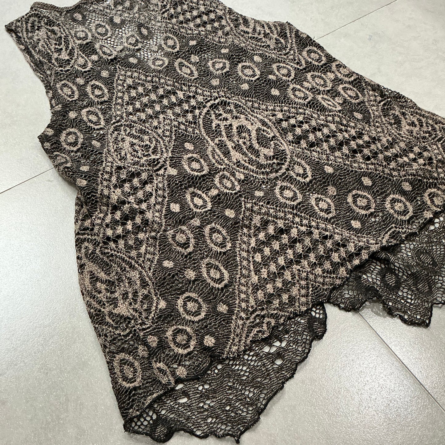 Sheer Pattern Vest