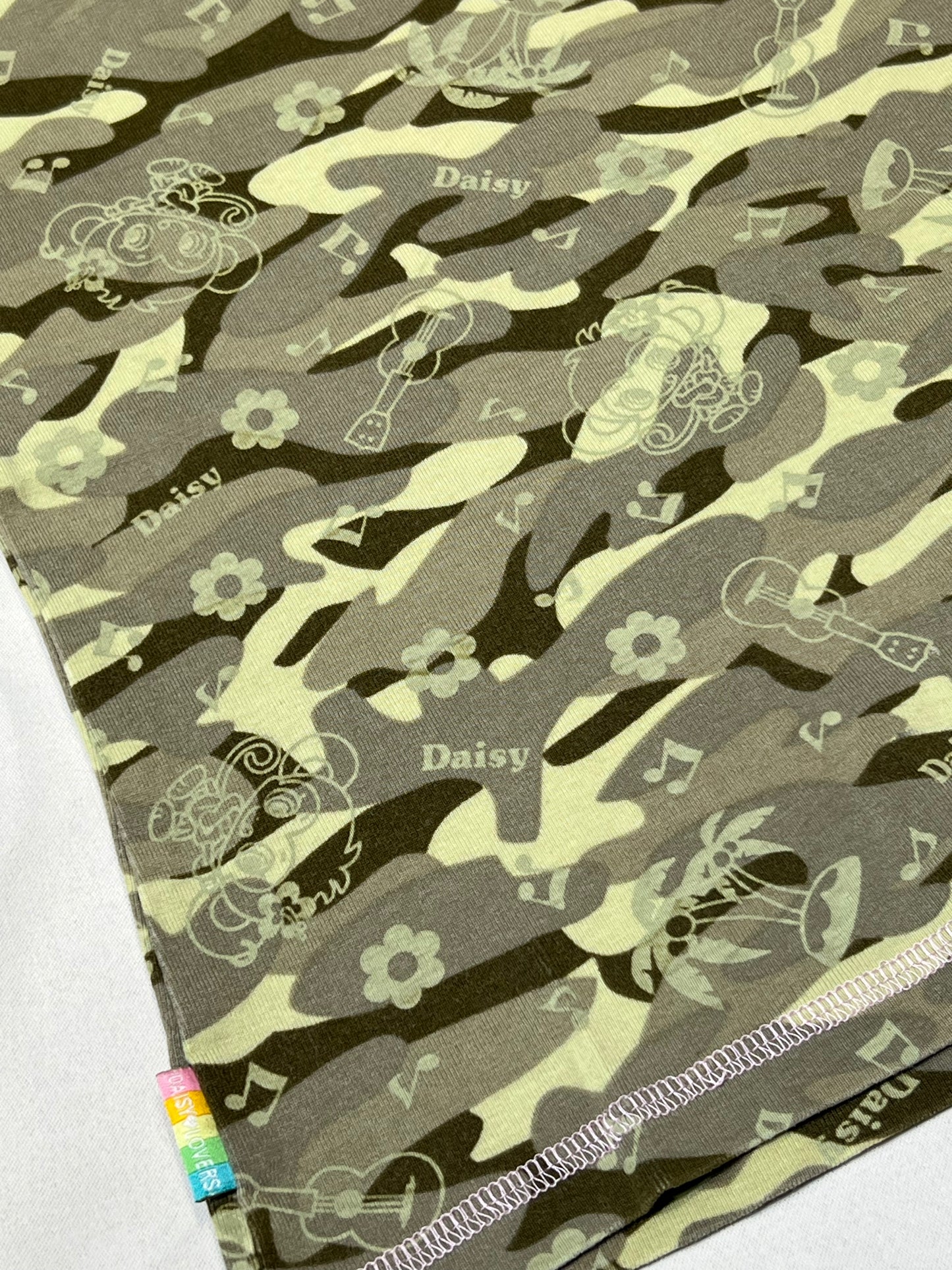 00s Daisy Lover Camo Tee