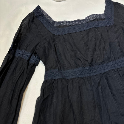 Square Neck Long Sleeves Top