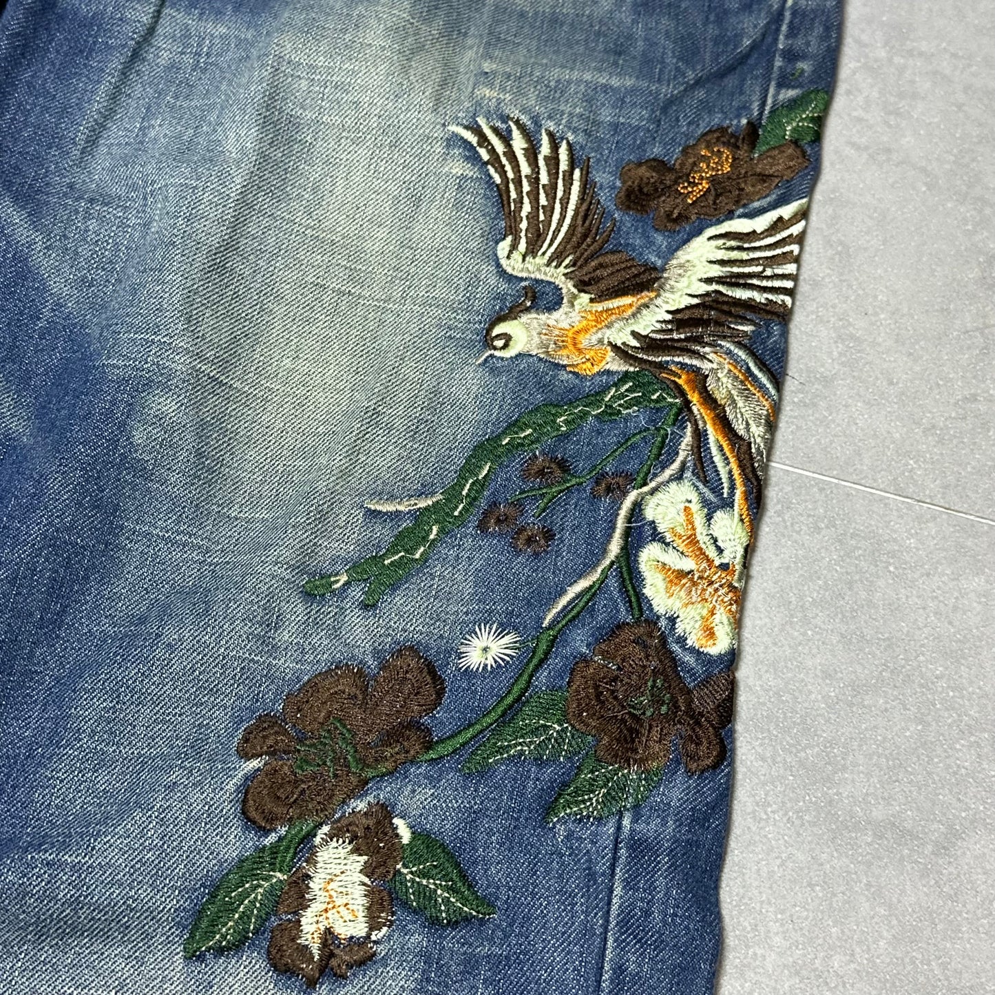 00s Replay Floral Bird Embroidery Straight Jeans (Hong Kong Made)