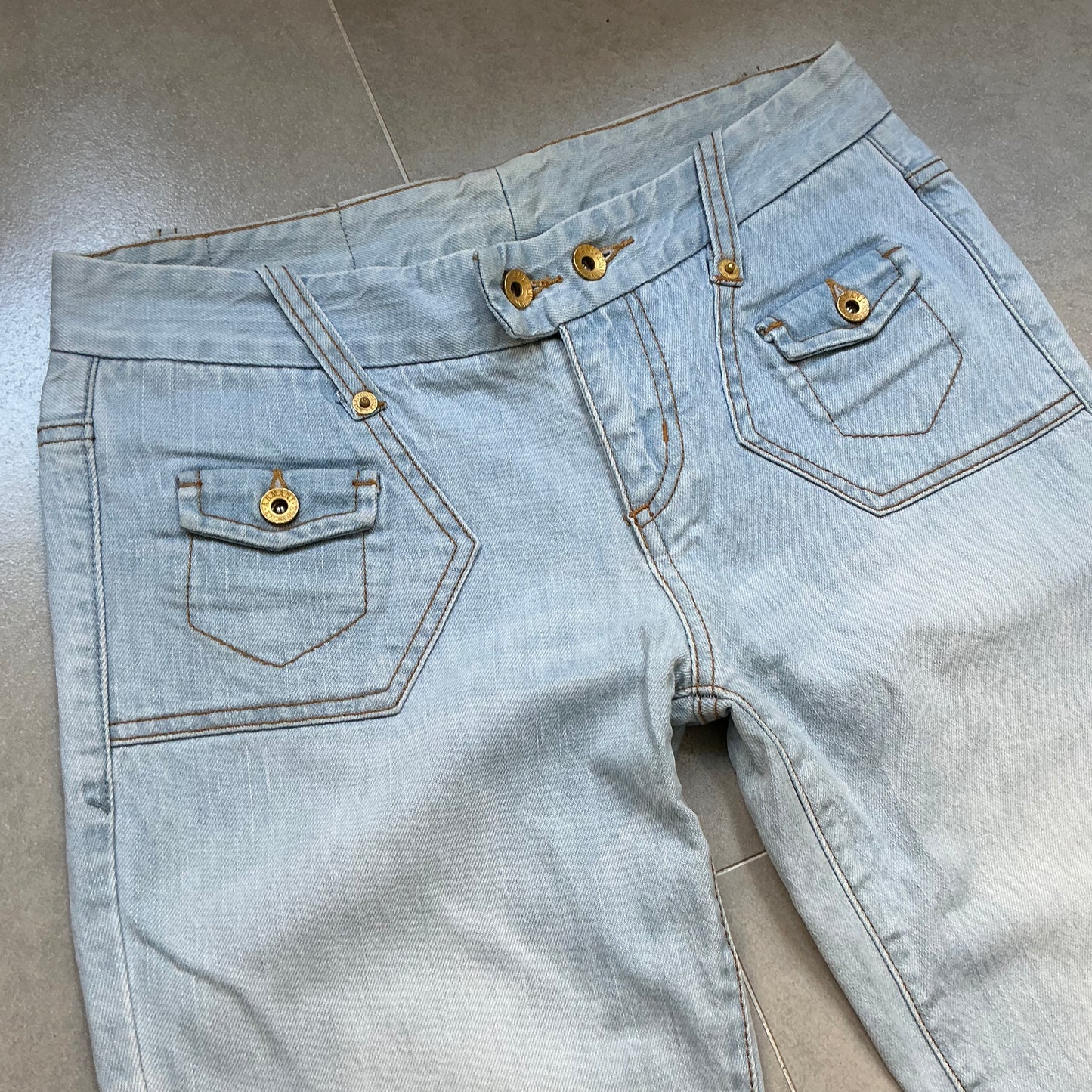 00s Armani Exchange Low Flared Light Wash Jeans Waist