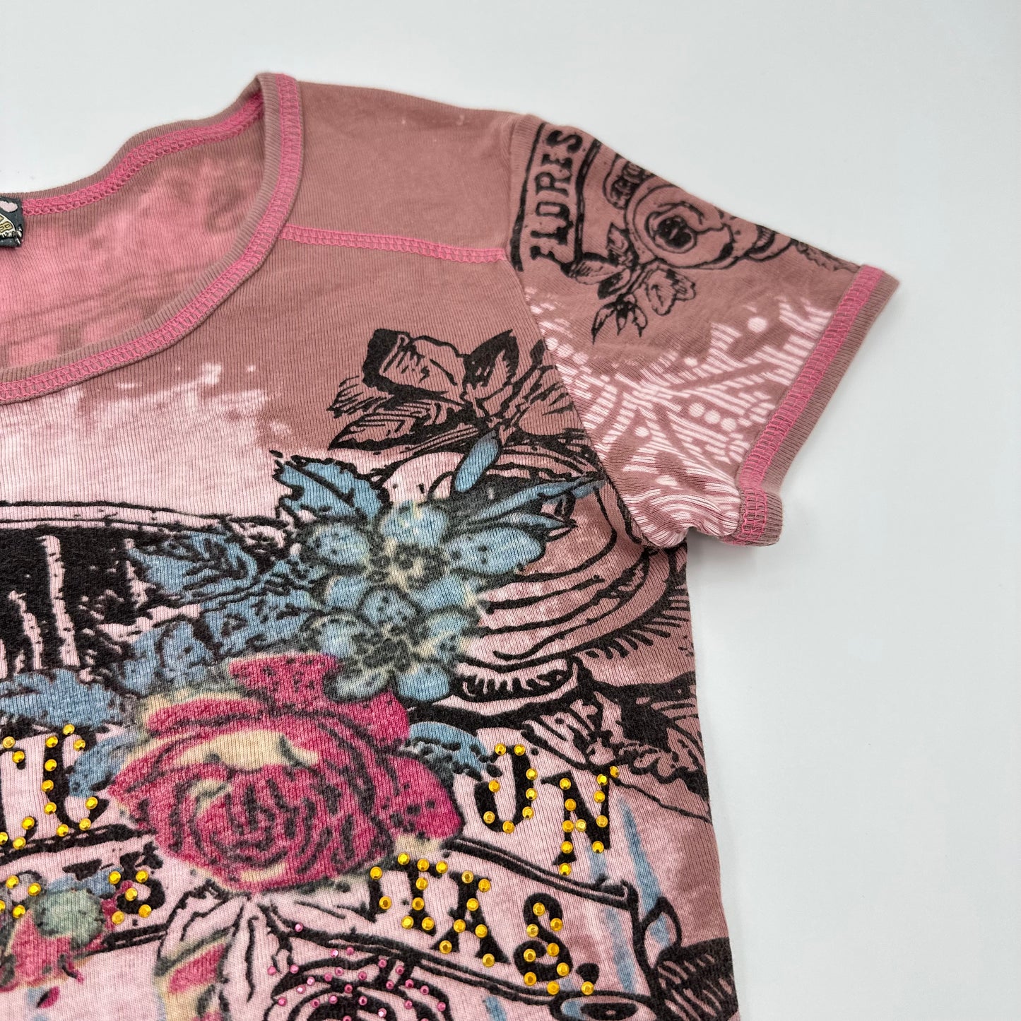 Vanilla Sugar 90s Graphic Top