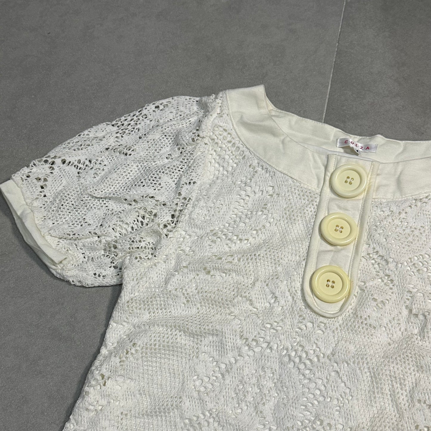 Button Up Bubble Sleeves Knit Top