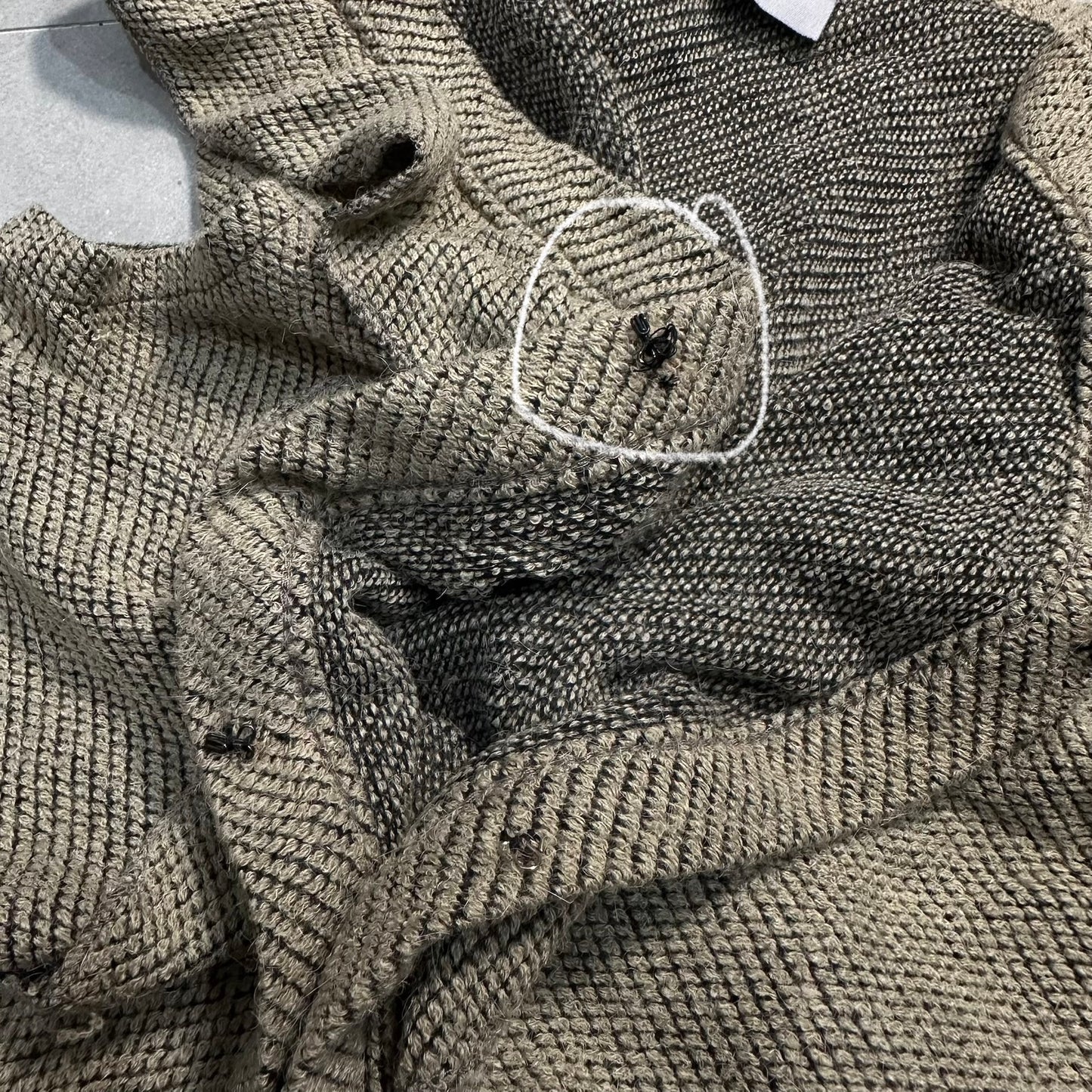 Ruffle Trim Double Knitting Vest Cardigan