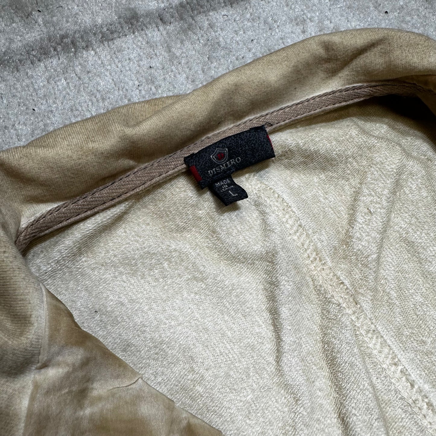 Button Detailed Outer