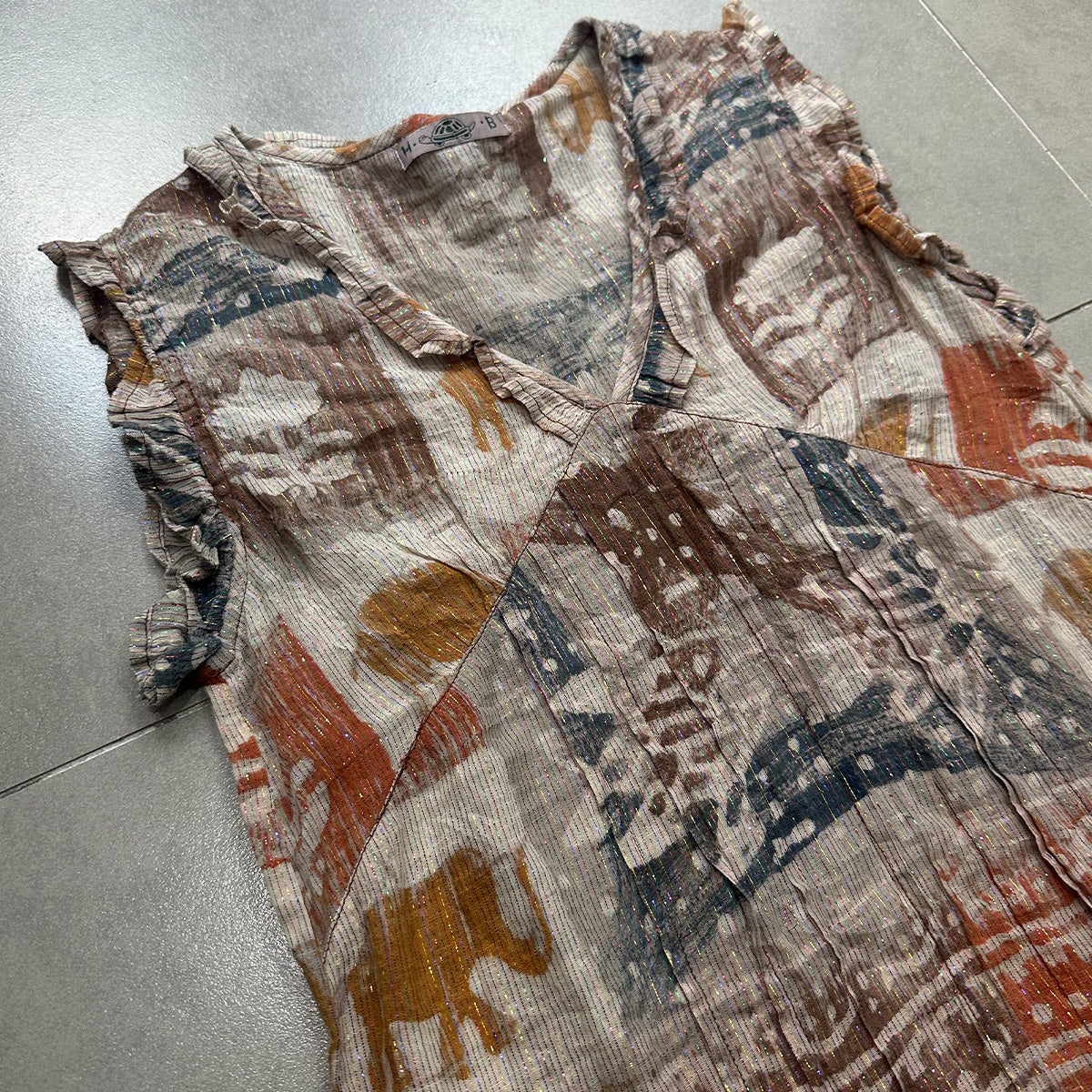 Shimmering Graphic Pattern Vest