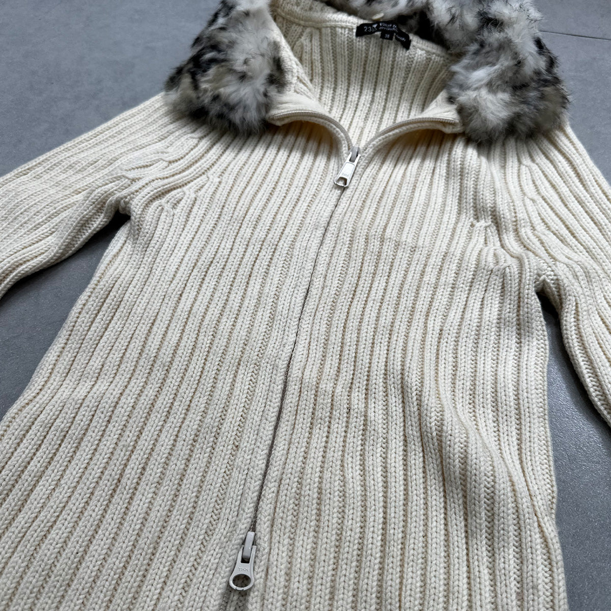 Removable Fur Collar Zip Up Knit Cardigan