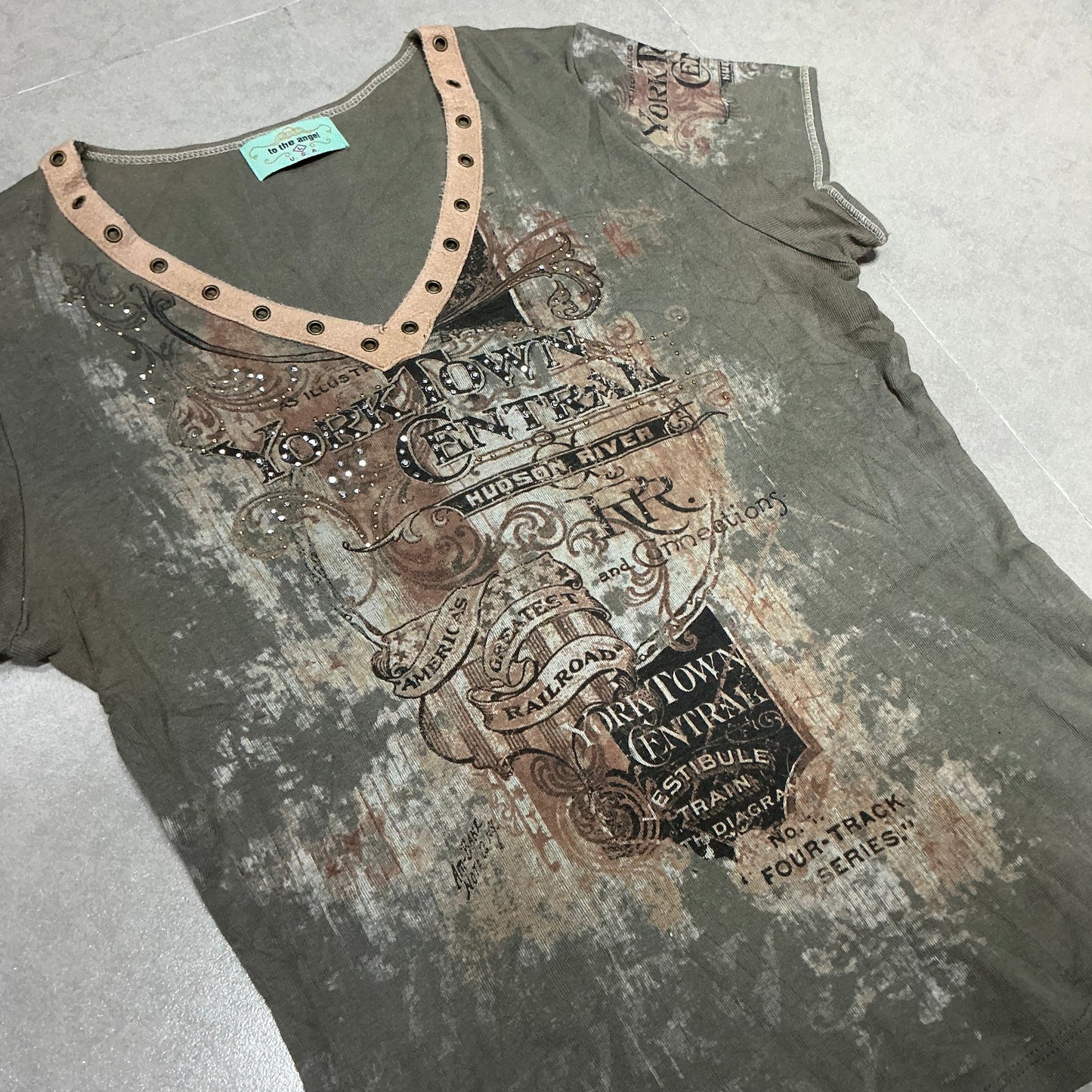 V-Neck Graphic Top