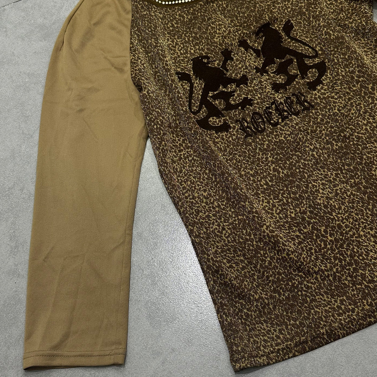 Shimmering Leopard Graphic Long Sleeves