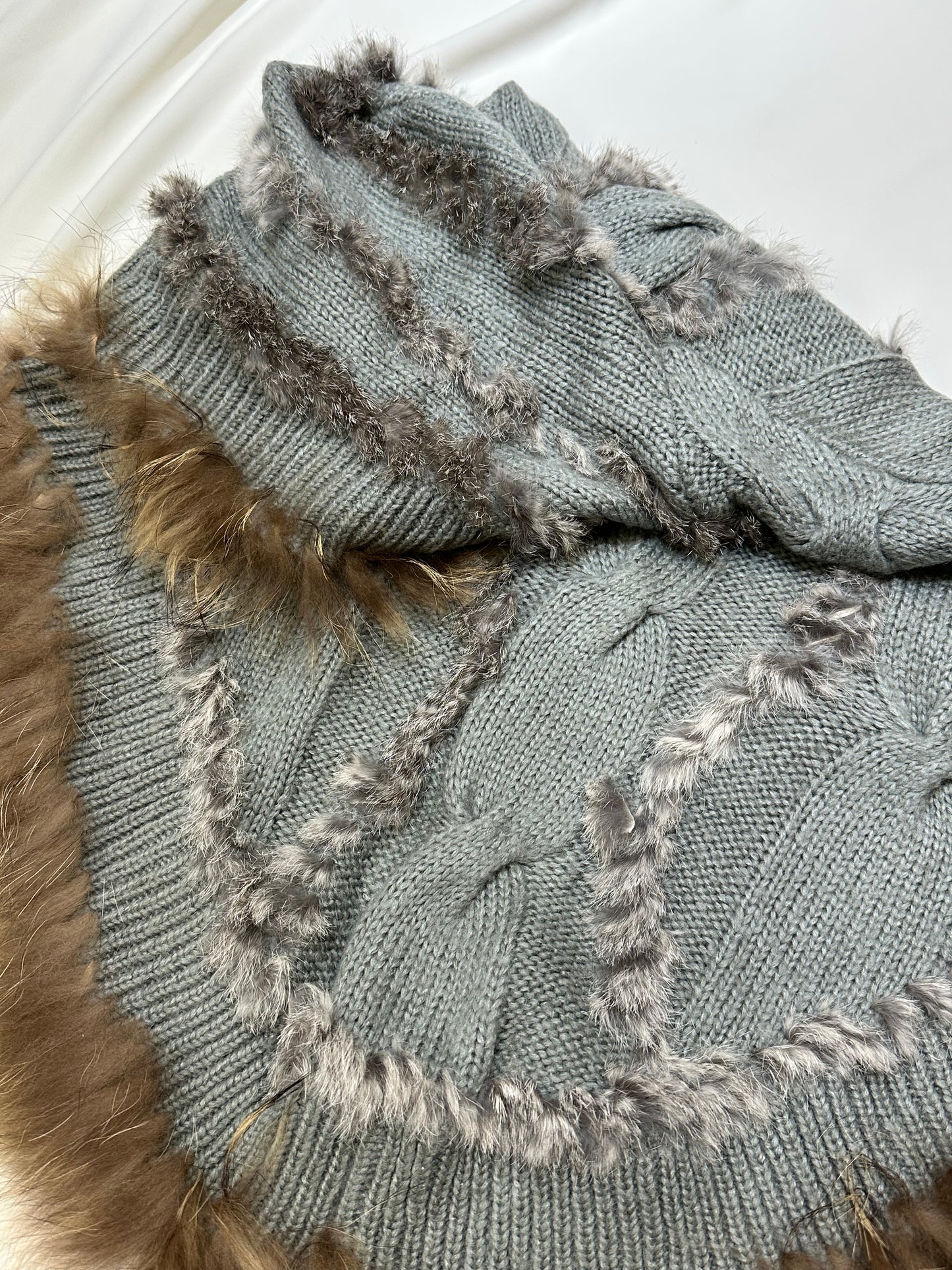 Fur Trim Knit Cloak Hoodies