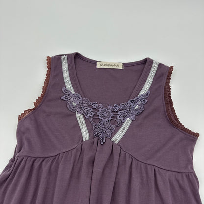 Floral Trim V-neck Tank