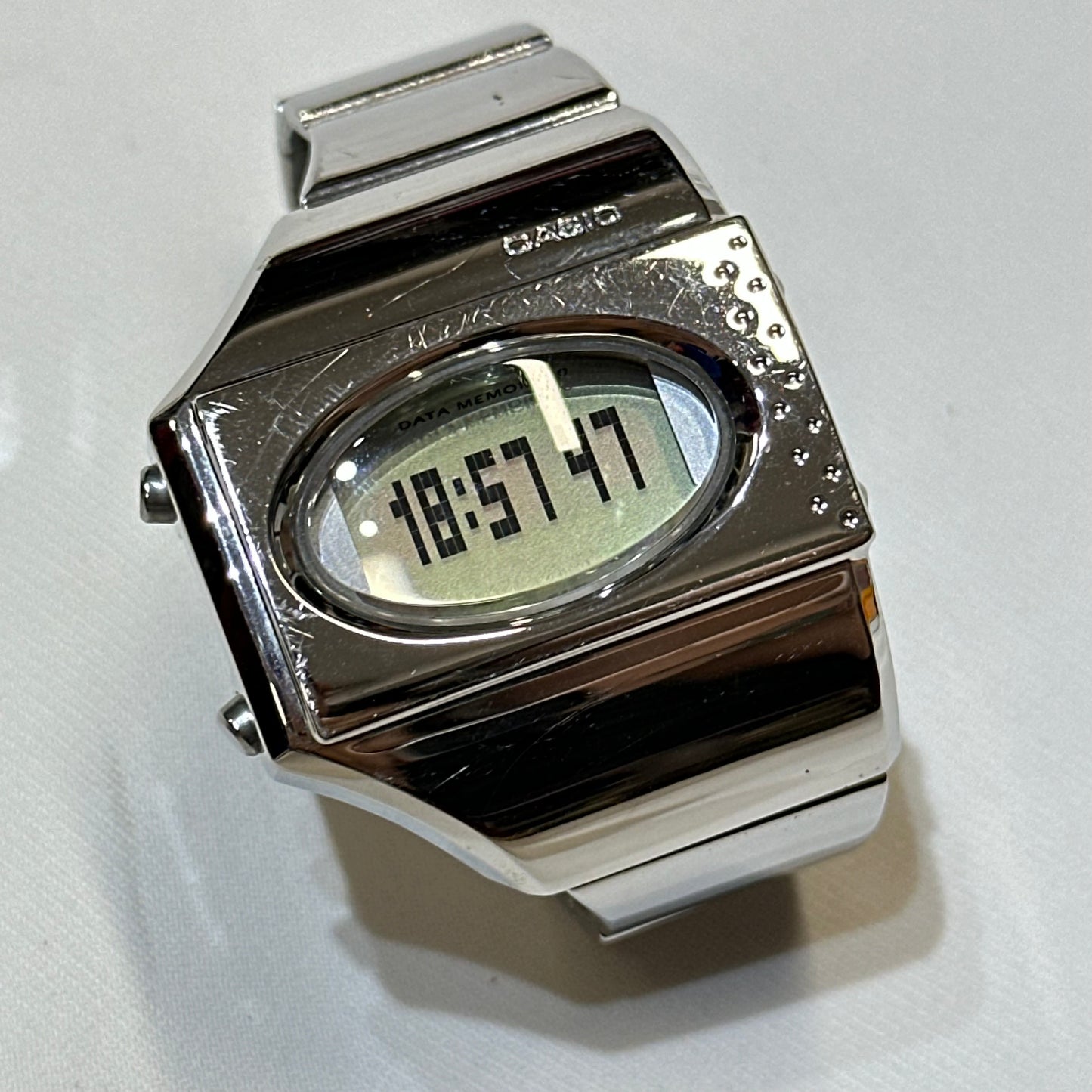 Rare Vintage Casio ME-100 United Future Organization Watch Tomato Module 1672
