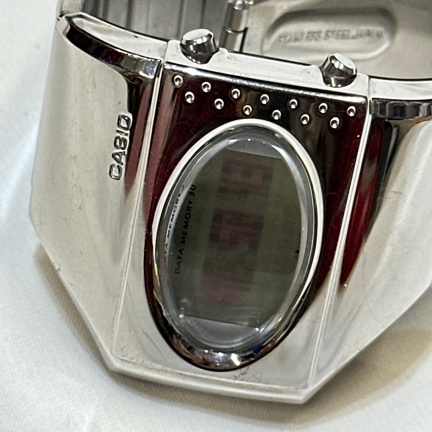 Rare Vintage Casio ME-100 United Future Organization Watch Tomato Module 1672