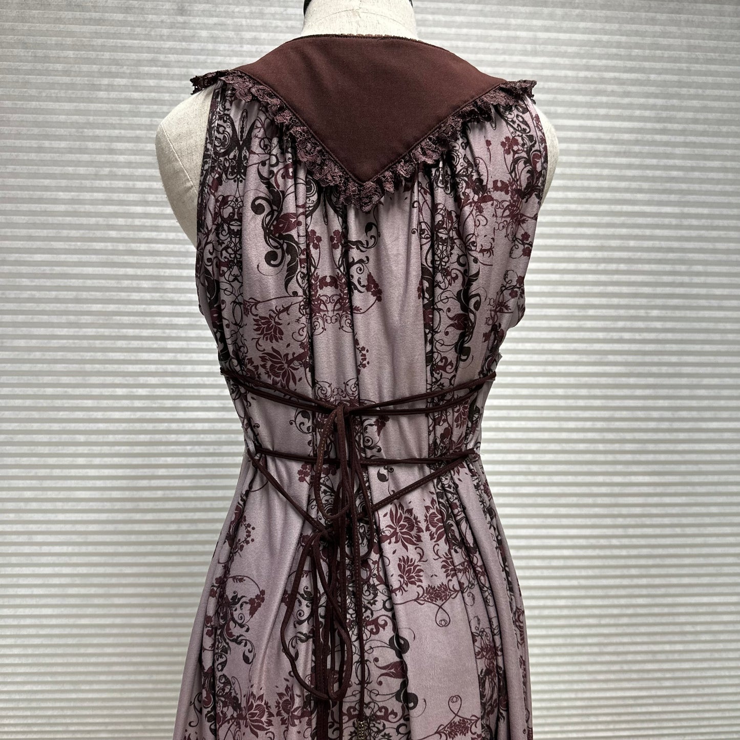 Ozz Angelo Vintage Baroque Floral Lace Dress
