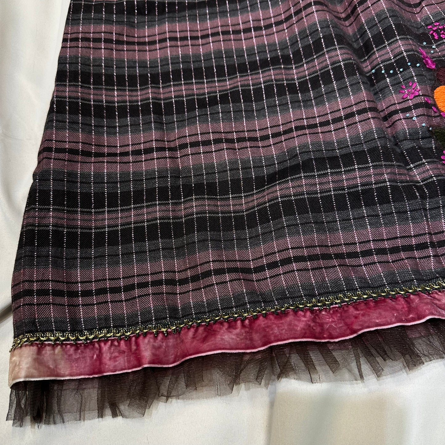 Floral Embroidery Plaid Midi Skirt