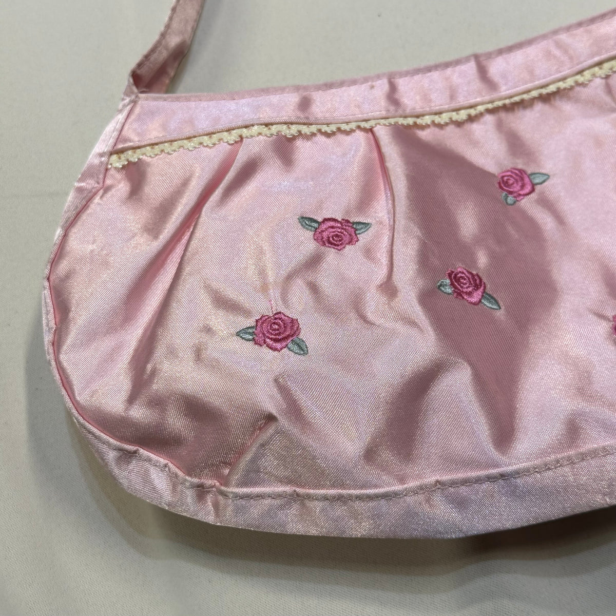 2005 Sanrio Charmmy Kitty Rose Bag