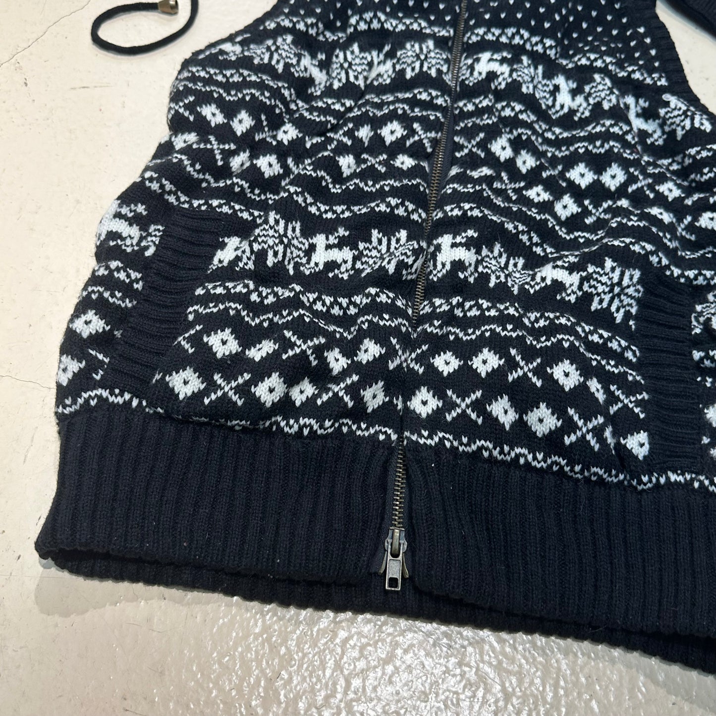 Fair Lsle Knit Zip Up Vest with Removable Hood