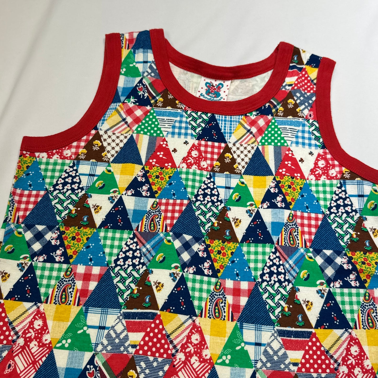 Vana Vana 90s Patch Pattern Top