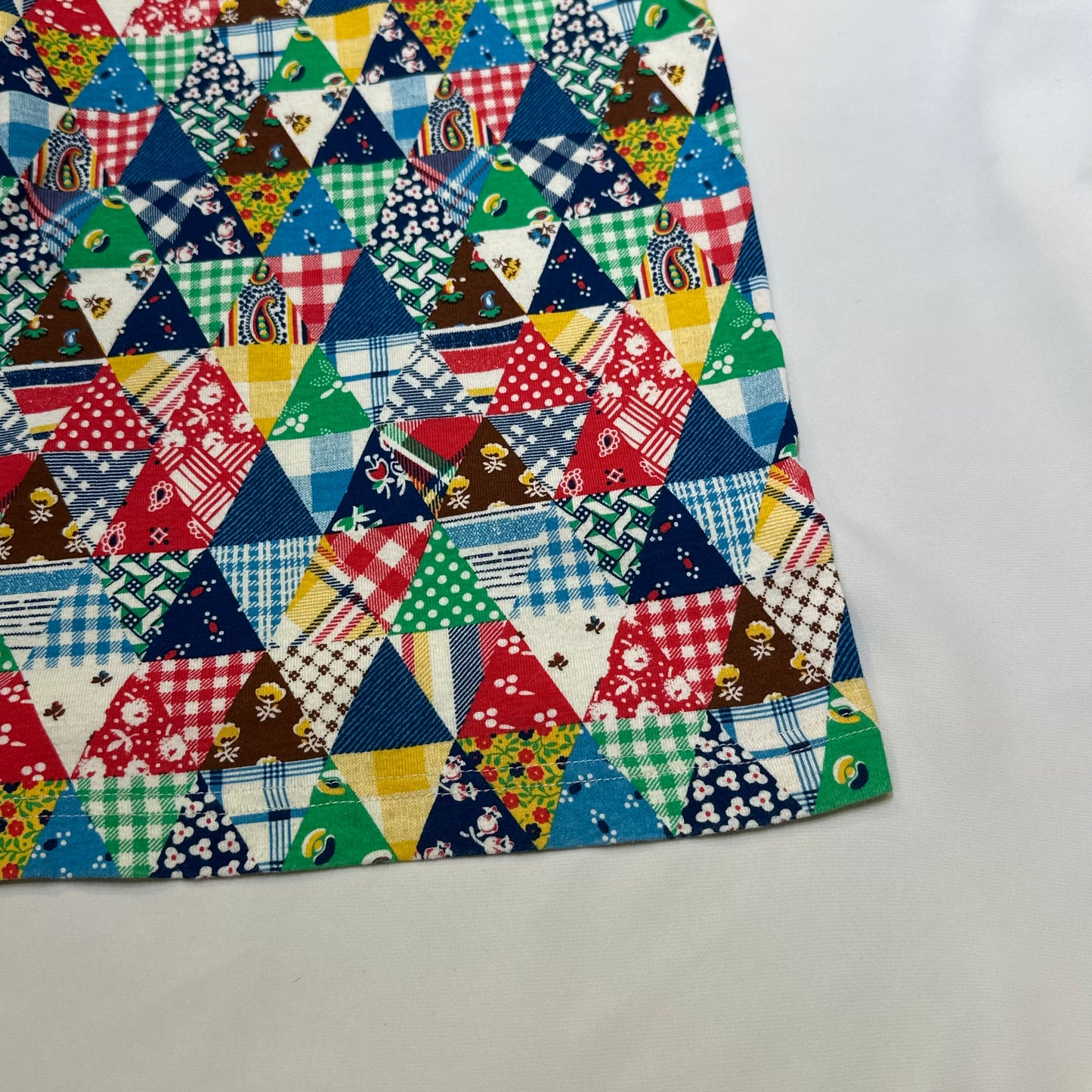 Vana Vana 90s Patch Pattern Top