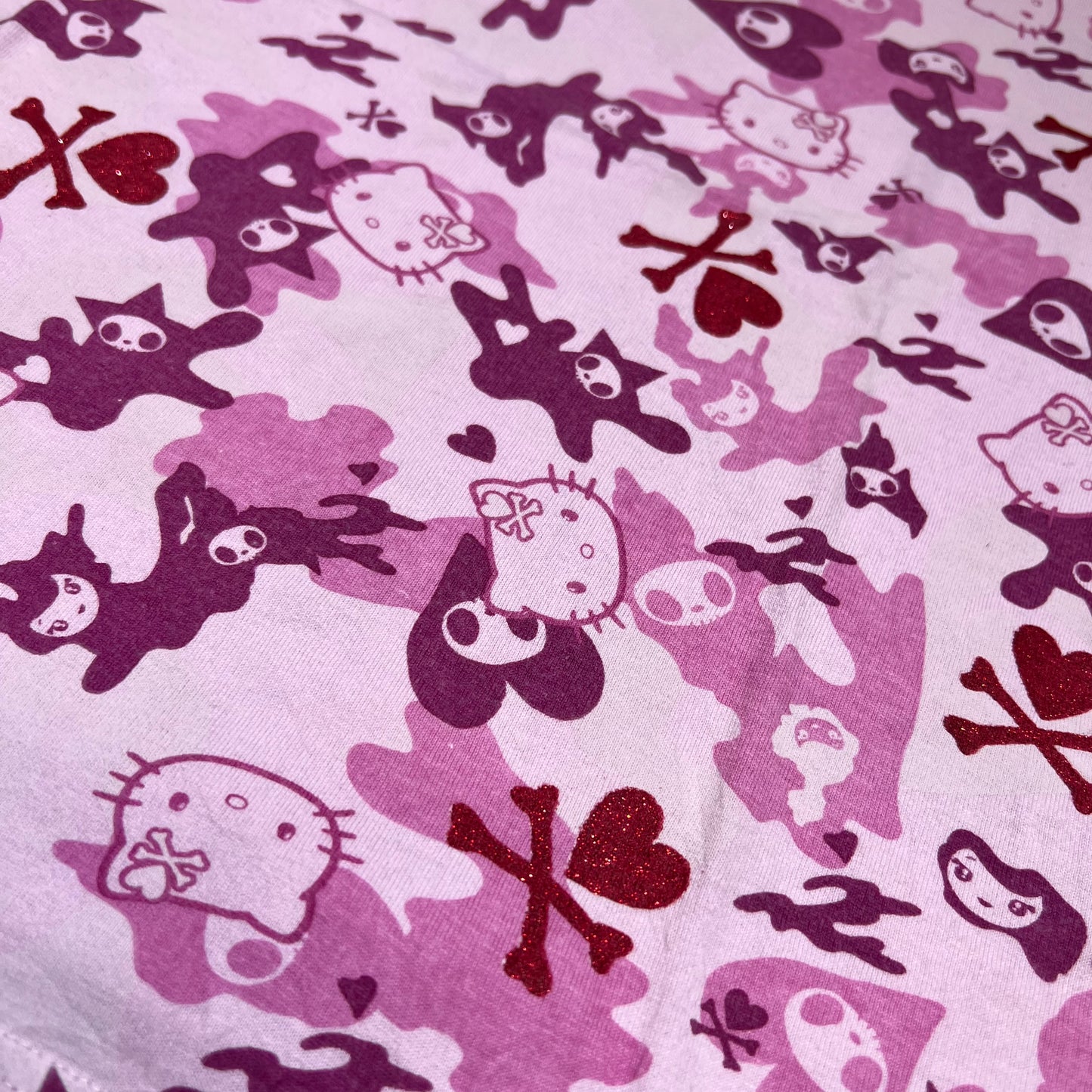 2008 Tokidokin x Hello Kitty Camo Tee