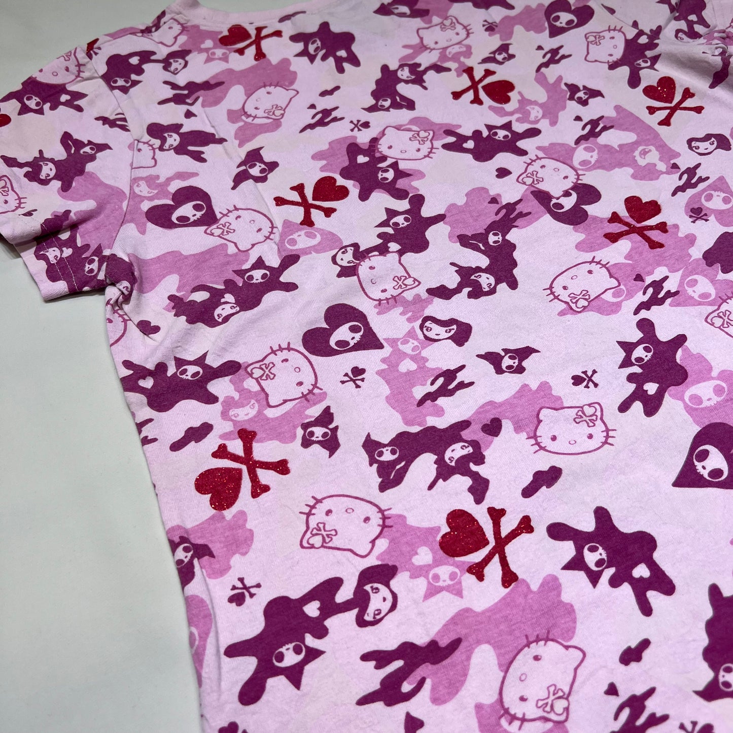 2008 Tokidokin x Hello Kitty Camo Tee