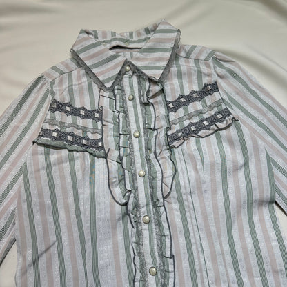 Axes Femme Shirt with Removable Collar