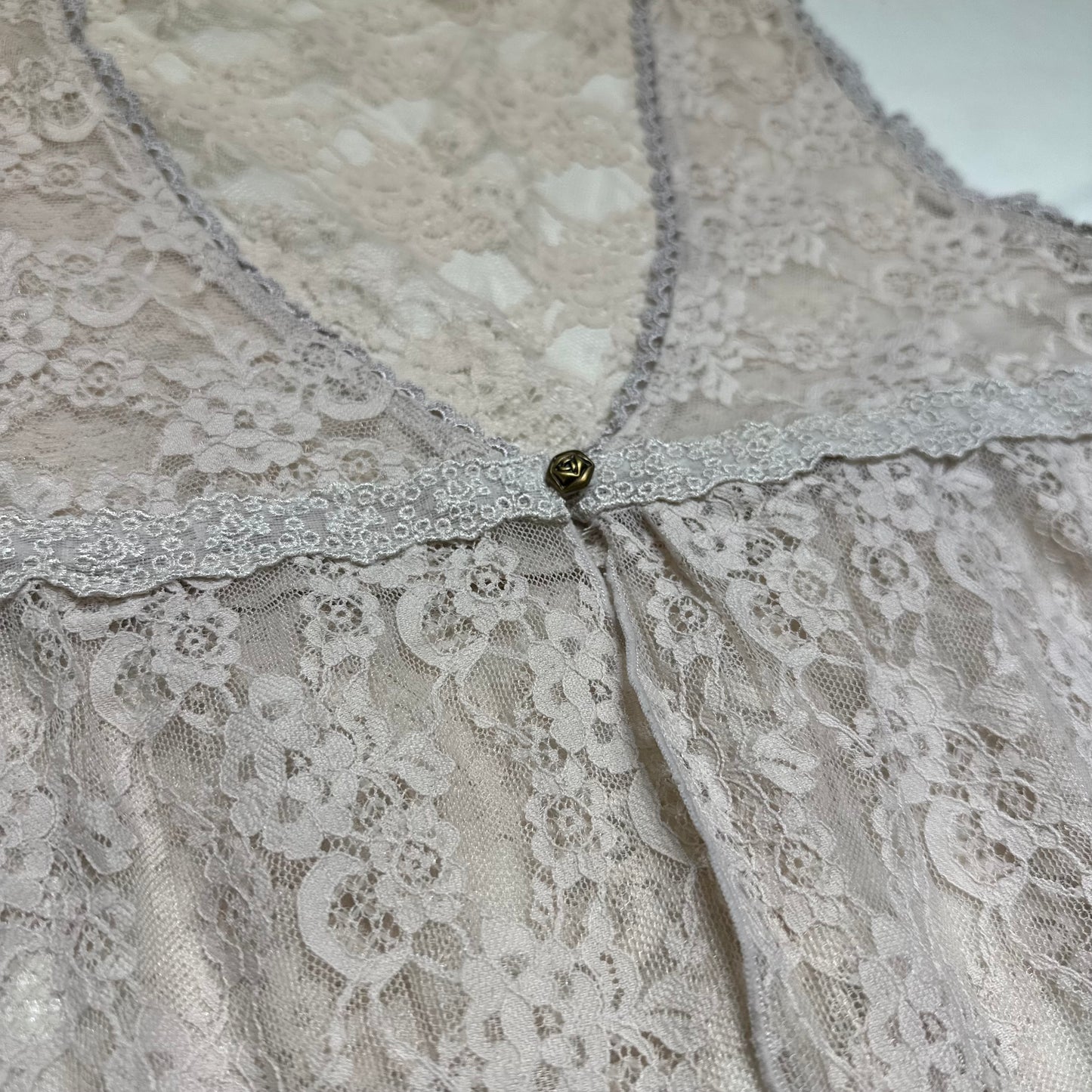Axes Femme Sheer Lace Cardigan Vest