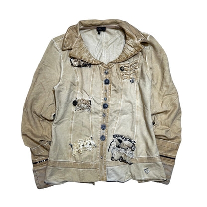 Button Detailed Outer